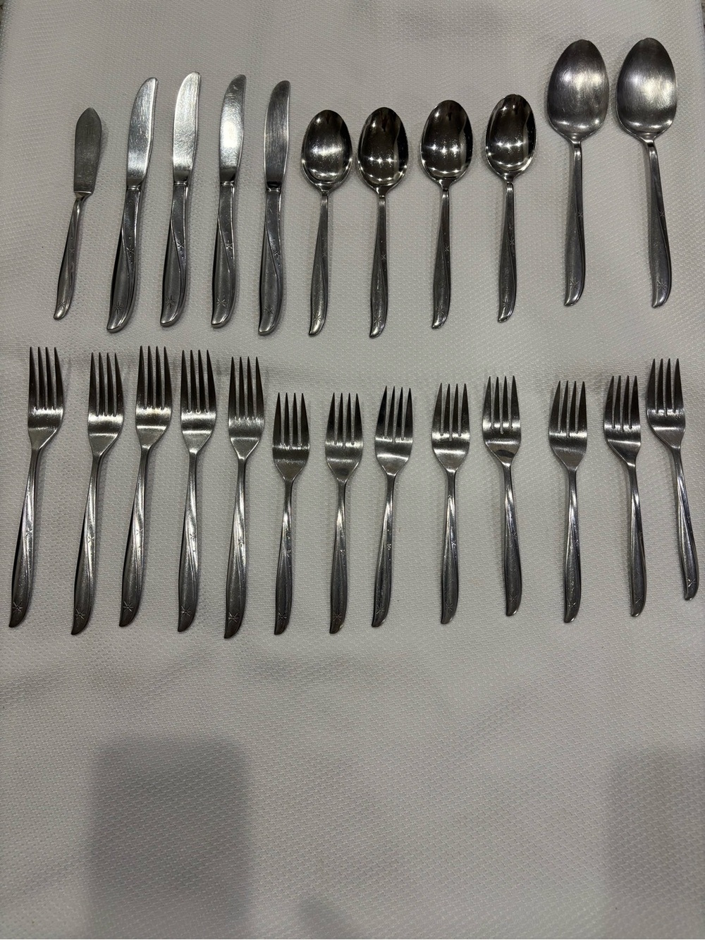 Vtg Oneida  Stainless TWIN STAR Flatware Lot 24 Pcs Atomic Starburst MCM